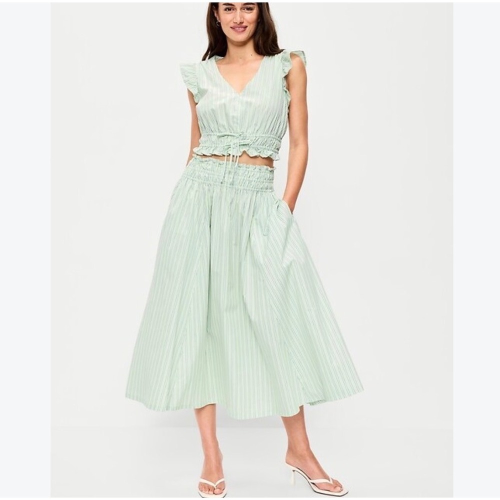 Old Navy XS Green Striped SET Outfit Smocked Midi Skirt Cropped Top Beach Preppy